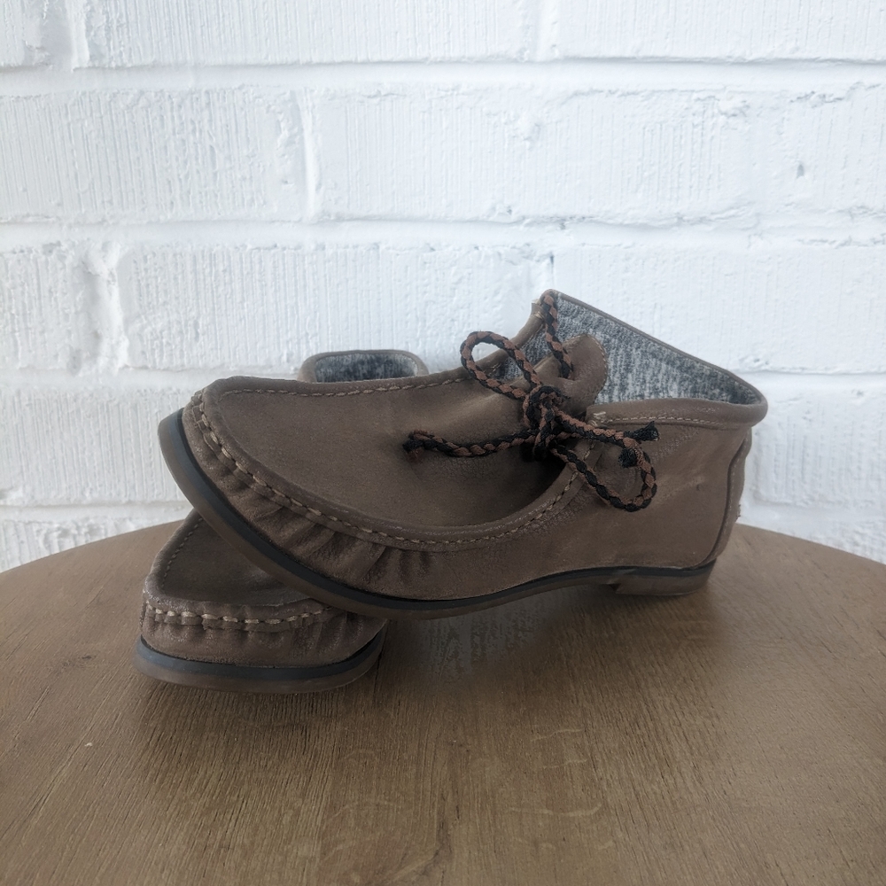 Groove Dark Tan Moccasin Style Shoes